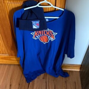4xl New York Knicks t shirt and ny rangers winter beanie by fanatics